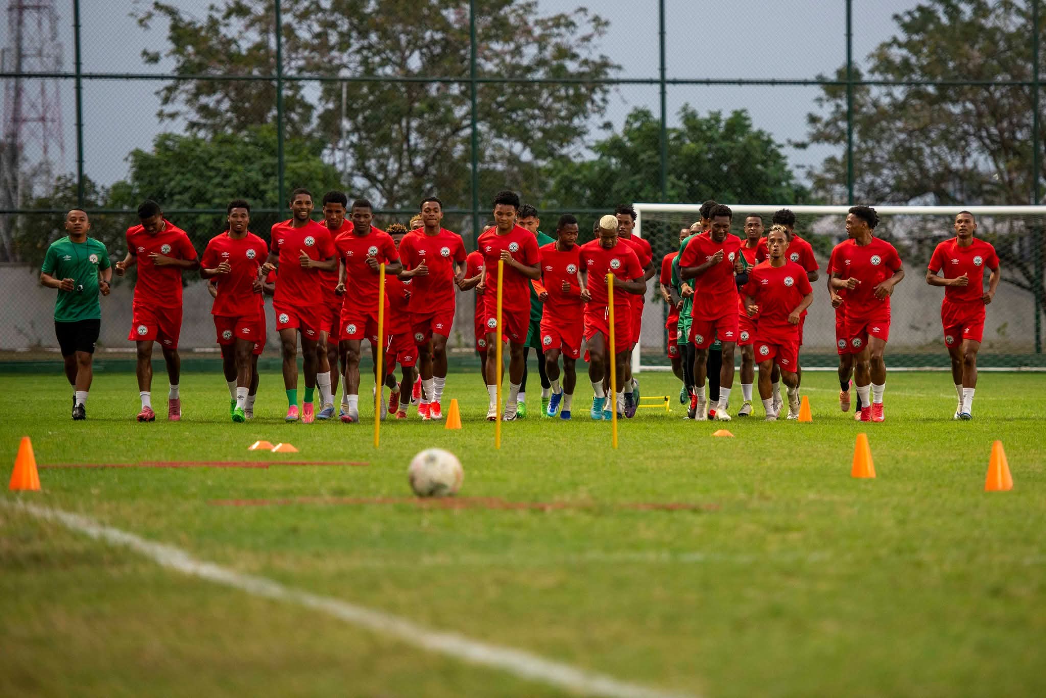 FOOTBALL - Victoire impérative de Madagascar contre la Tanzanie pour ...