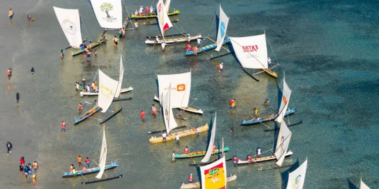 ÉVÉNEMENT – Un spectacle de voiles et de pagaies à Belo-sur-Mer à l’occasion du Festival Botry Soa Fahitse 2025