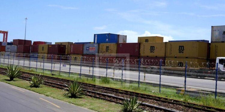 COMMERCE – Le déficit commercial de Madagascar prévu dépasser les 2 milliards de dollars en 2025