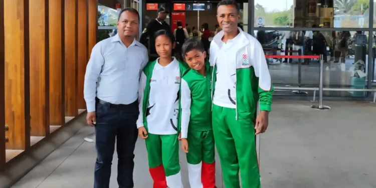 SPORTS CÉRÉBRAUX – Raphael Razafindrano et Diary Ramorasata en route pour le Kazakhstan au Championnat du monde d’échecs cadets