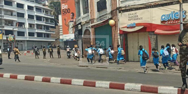 MANIFESTATIONS – Plusieurs établissements scolaires suspendent les cours