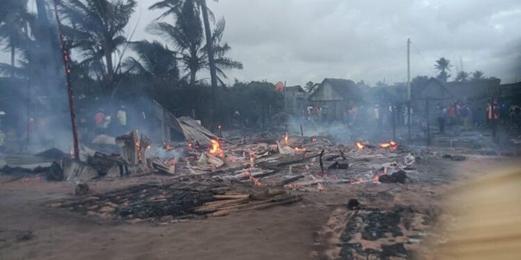CATASTROPHE – Une délégation gouvernementale dépêchée à Mananjary après l’incendie ravageur de lundi