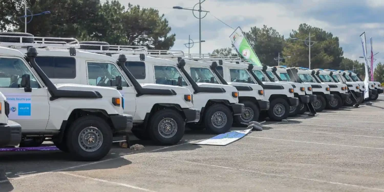 SANTÉ PUBLIQUE – Des véhicules pour sauver des vies dans les communes et districts