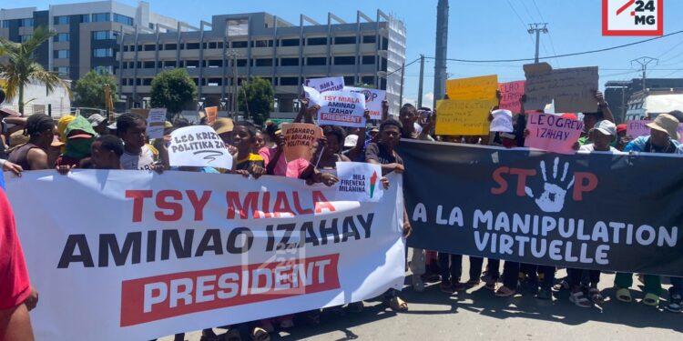 Des partisans du président de la République se rassemblent à Ankorondrano