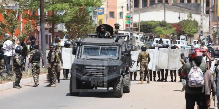 CRISE À MADAGASCAR – Sept ambassades basées à Madagascar appellent au “dialogue pour surmonter la situation actuelle de manière pacifique”
