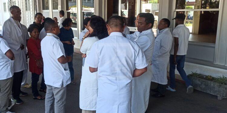 SANTÉ – Les médecins de l’HJRA prolongent le service minimum pour cause d’insuffisance de personnel