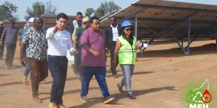 ENERGIE – Déploiement progressif de production dès décembre pour les centrales solaires de Mangatany et d’Ambohidrano 