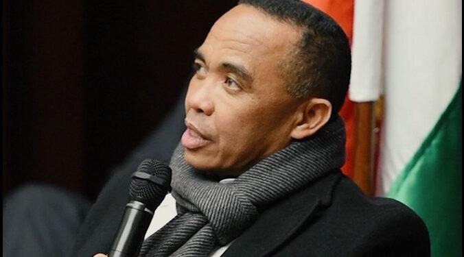 ÉLECTIONS – Le colonel Randrianirina veut « remodeler » la Ceni