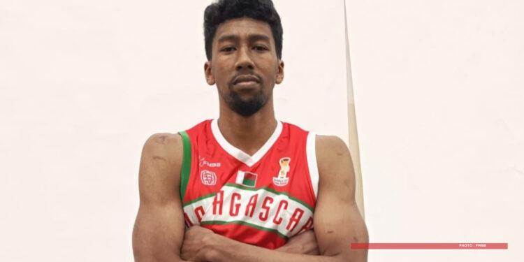 BASKETBALL – Sitraka Raharimanantoanina promu capitaine des Ankoay