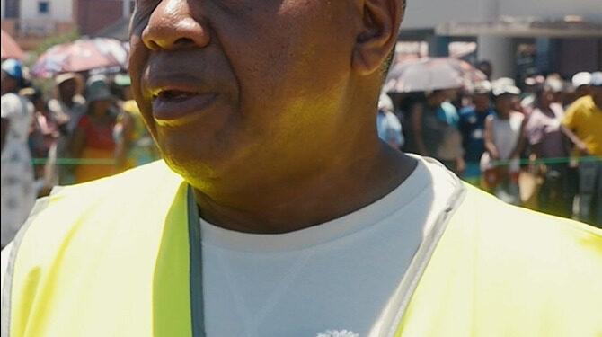 “Dès qu&rsquo;une personne réalise un investissement assez important, on voit passer cela car elle demande une autorisation pour son investissement conséquent ; il faut alors lui dire de modifier son plan de construction pour qu&rsquo;il soit paracyclonique. »