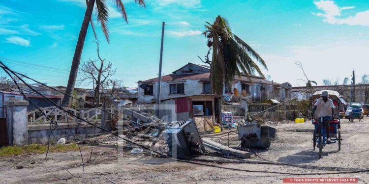 APRES GEZANI – Le Colonel Michaël Randrianirina annonce la création d’une unité de coordination pour la reconstruction de Toamasina