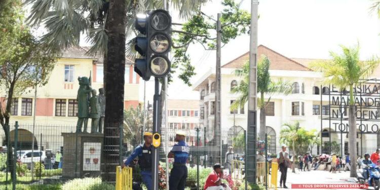 CIRCULATION – “Tout le monde devra se conformer aux feux tricolores”, annonce le nouveau PDS d’Antananarivo