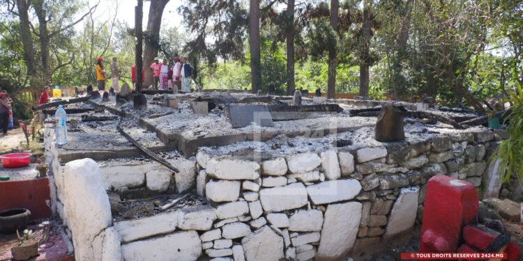 PATRIMOINE – La présidence de la Refondation “condamne fermement” ce qu’elle qualifie d’“incendie volontaire” du Rova d’Ambohidratrimo