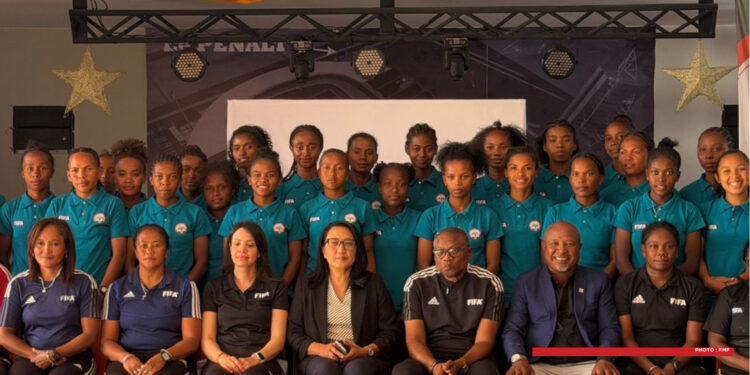 FOOTBALL – Deux instructeurs Fifa à Madagascar pour former les arbitres féminines malgaches