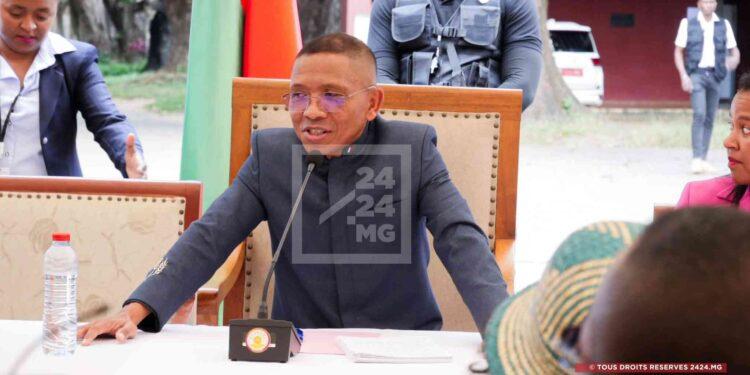 ENERGIE – L’État cherche des jeunes porteurs de projets solaires à accompagner, annonce le Premier ministre Mamitiana Rajaonarison