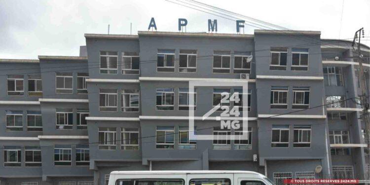 FONCTION PUBLIQUE – 11 personnes soupçonnées dans une affaire de faux diplômes à l’APMF placées en détention provisoire à Antanimora