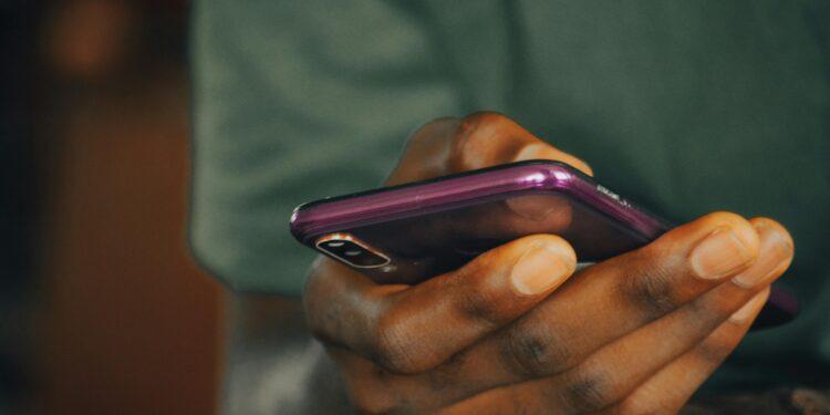 FINTECH – Les emprunts via mobile money supplante progressivement le crédit bancaire classique