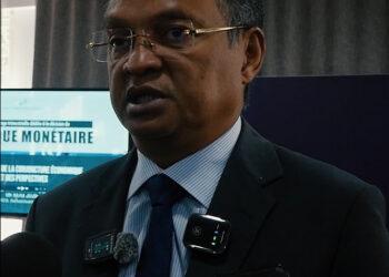 AIVO ANDRIANARIVELO, GOUVERNEUR DE LA BANKY FOIBEN’I MADAGASIKARA – “La vulnérabilité de l’économie nous impose une vigilance constante”