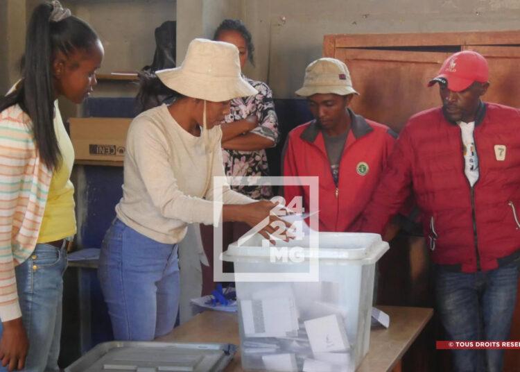 ÉLECTIONS – La Ceni envisage d’organiser une concertation pour l’élaboration d’un Code électoral