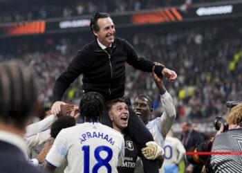 FOOTBALL – Unai Emery s’offre sa cinquième Ligue Europa et amène à Aston Villa son deuxième titre européen