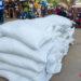 CONSOMMATION – La SPM injecte une partie de son stock de riz dans deux districts de Toamasina, dont 30 tonnes à 2 000 ariary le kilo