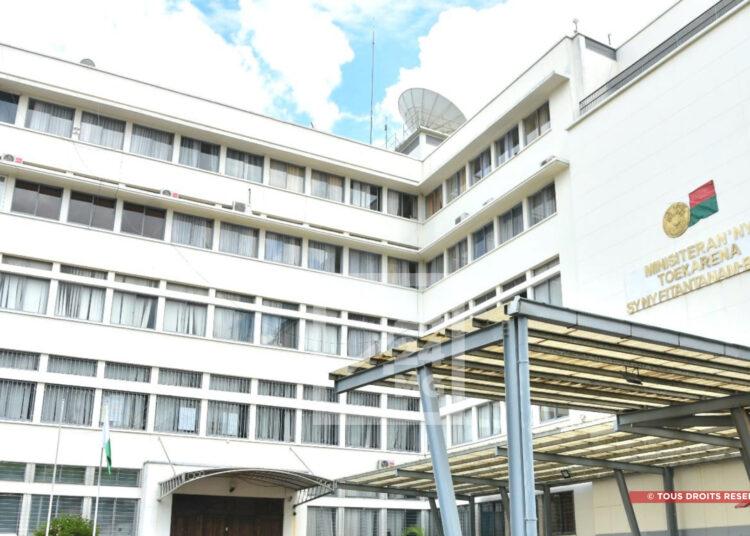 FINANCES – L’Etat se fixe un plafond d’endettement extérieur à 12 759 milliards d’ariary pour 2026