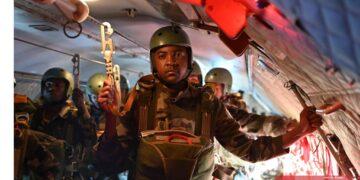 FORCES ARMÉES – 54 militaires malgaches obtiennent leur brevet de parachutiste après une formation opérationnelle à La Réunion