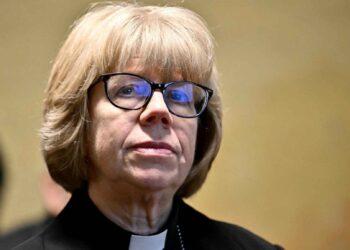 RELIGION – La cheffe de l&rsquo;Église anglicane Sarah Mullaly en tournée dans les régions anglophones en conflit du Cameroun 